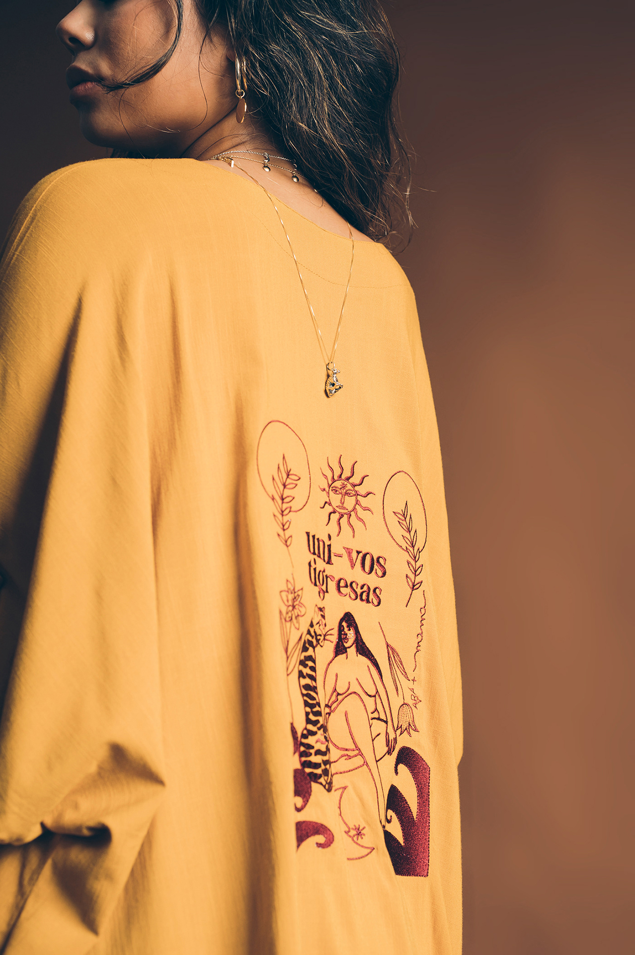 Ilustração para estamparia Tigresa feita por Hellen Vieira